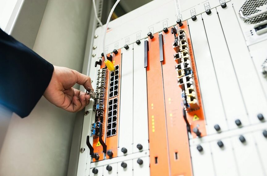 digital signal monitoring center